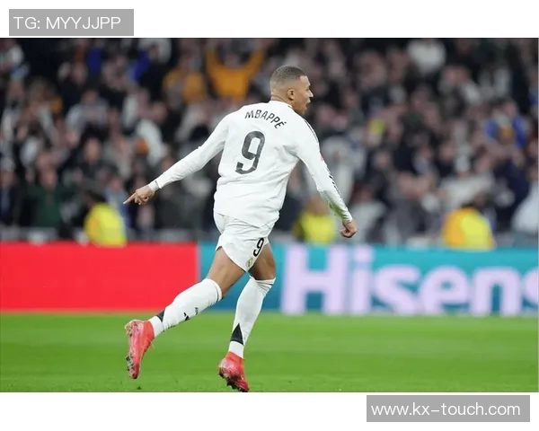 足球明星们热议姆巴佩的天赋与未来潜力展望